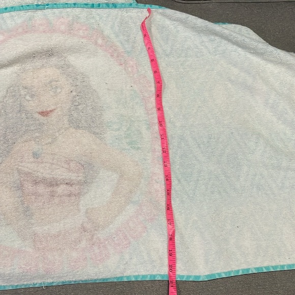 Disney Moana Hooded Towel - Picture 8 of 11